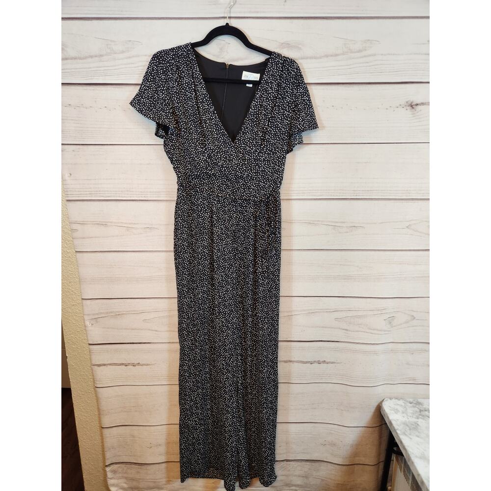 Jun & Ivy Women's Black & White Polka Dot Polyester V Neck Jumpsuit Size M NWT
